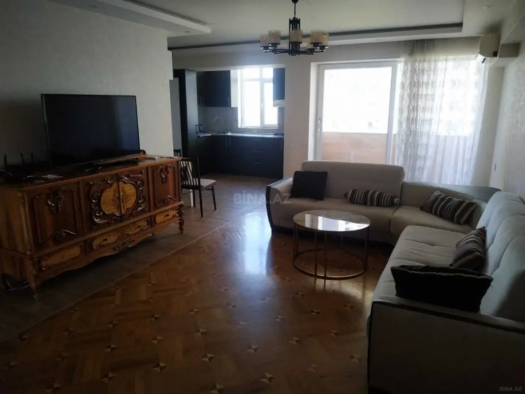 Kirayə verilir 3 otaqlı mənzil 89 m²