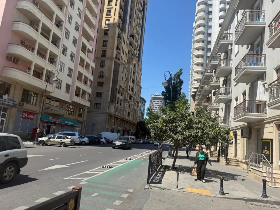 Satılır obyekt 50 m²