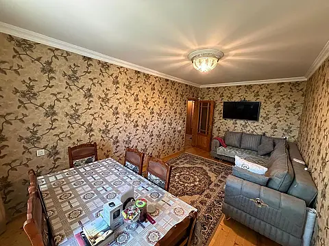 Satılır 4 otaqlı mənzil 110 m² — Bakı, Yeni Günəşli 4 otaq 110.00 m²