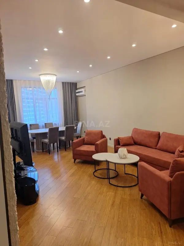 Kirayə verilir 3 otaqlı mənzil 110 m²