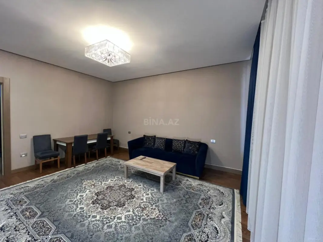 Kirayə verilir 3 otaqlı mənzil 110 m²