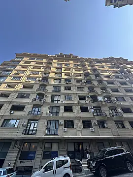 Satılır 3 otaqlı mənzil 129 m² — Bakı 3 otaq 129.00 m²