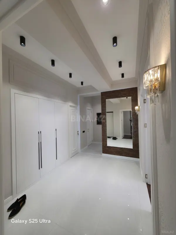 Satılır 3 otaqlı mənzil 95 m²