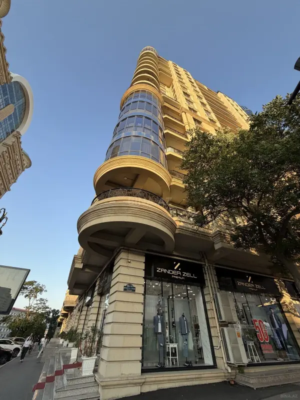 Kirayə verilir 3 otaqlı mənzil 120 m²