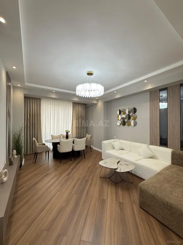 Satılır 3 otaqlı mənzil 113 m²