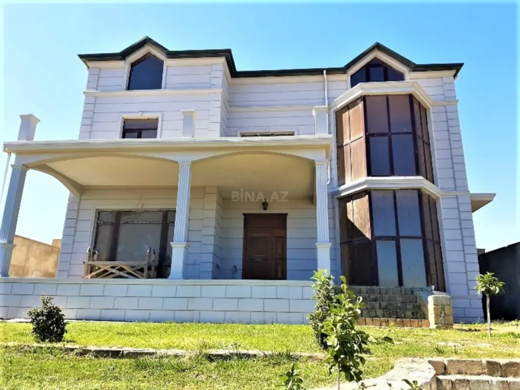 Satılır 7 otaqlı həyət evi 508 m²