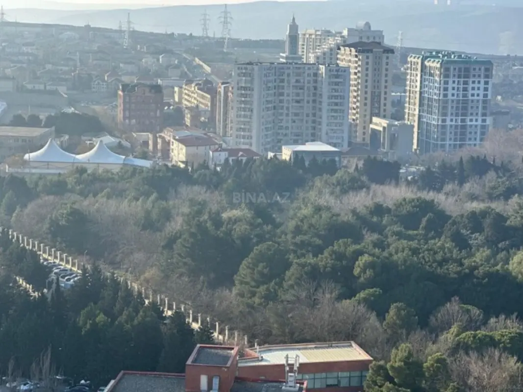 Satılır 3 otaqlı mənzil 140.3 m²