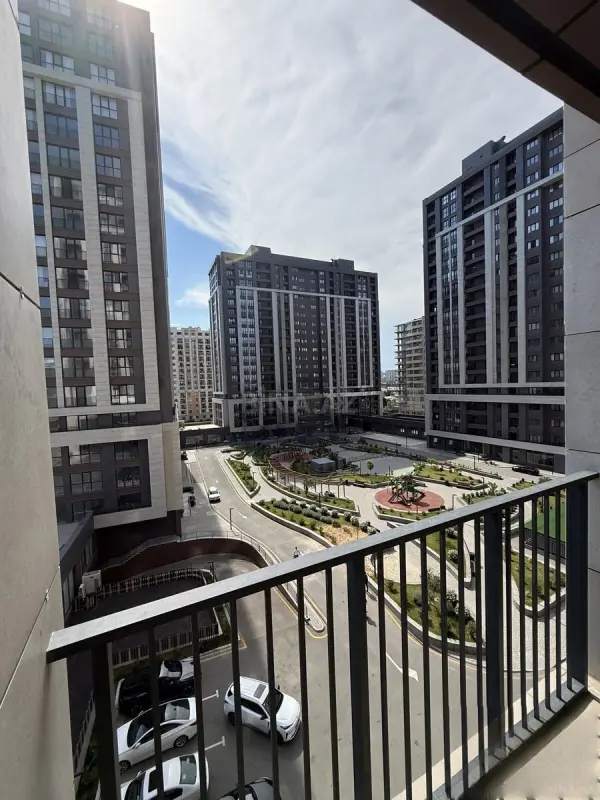 Satılır 2 otaqlı mənzil 68 m²