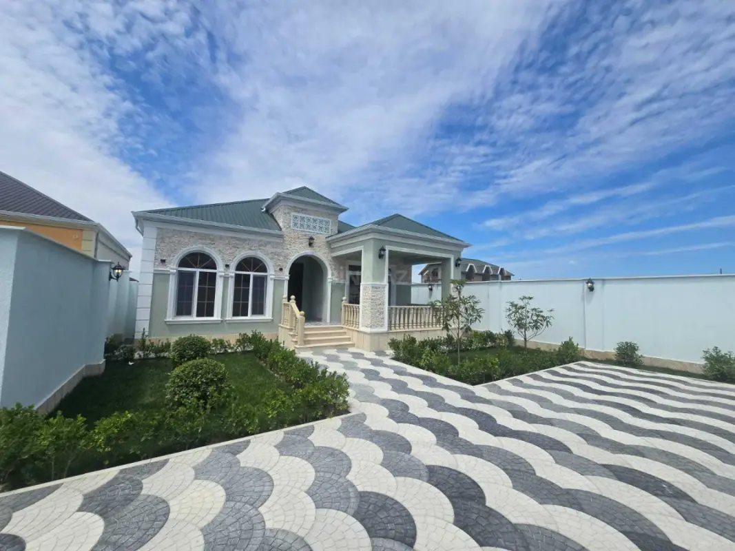 Satılır 3 otaqlı həyət evi 130 m²