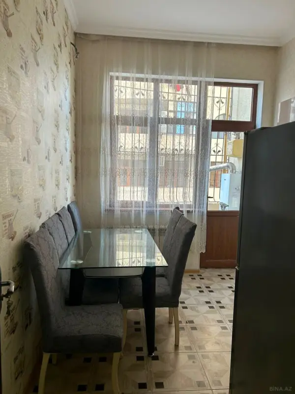 Kirayə verilir 2 otaqlı mənzil 58 m²