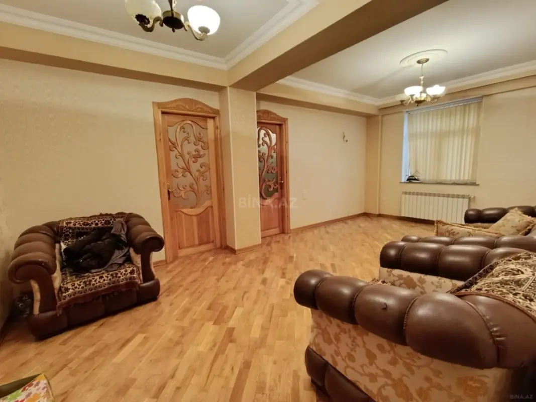 Satılır 3 otaqlı mənzil 76 m²