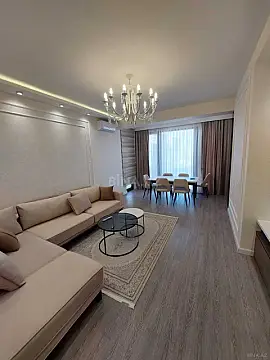 Satılır 3 otaqlı mənzil 145 m² — Bakı 3 otaq 145.00 m²