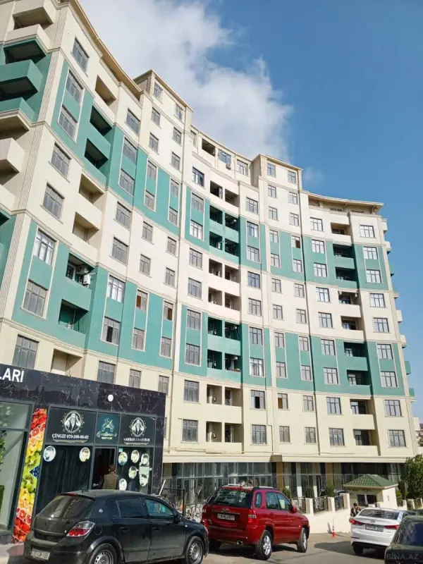 Satılır 3 otaqlı mənzil 136 m²