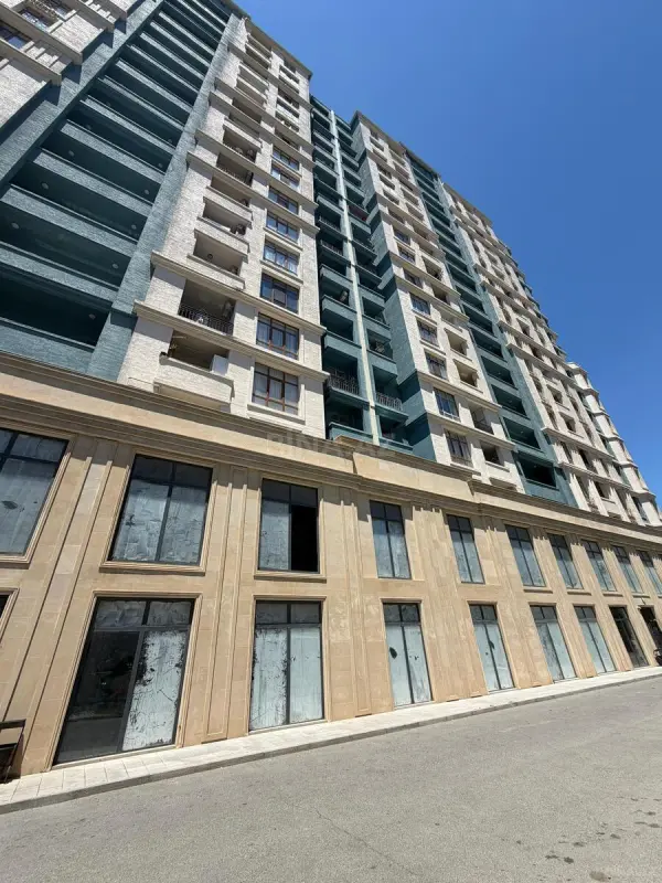Satılır 3 otaqlı mənzil 106 m²