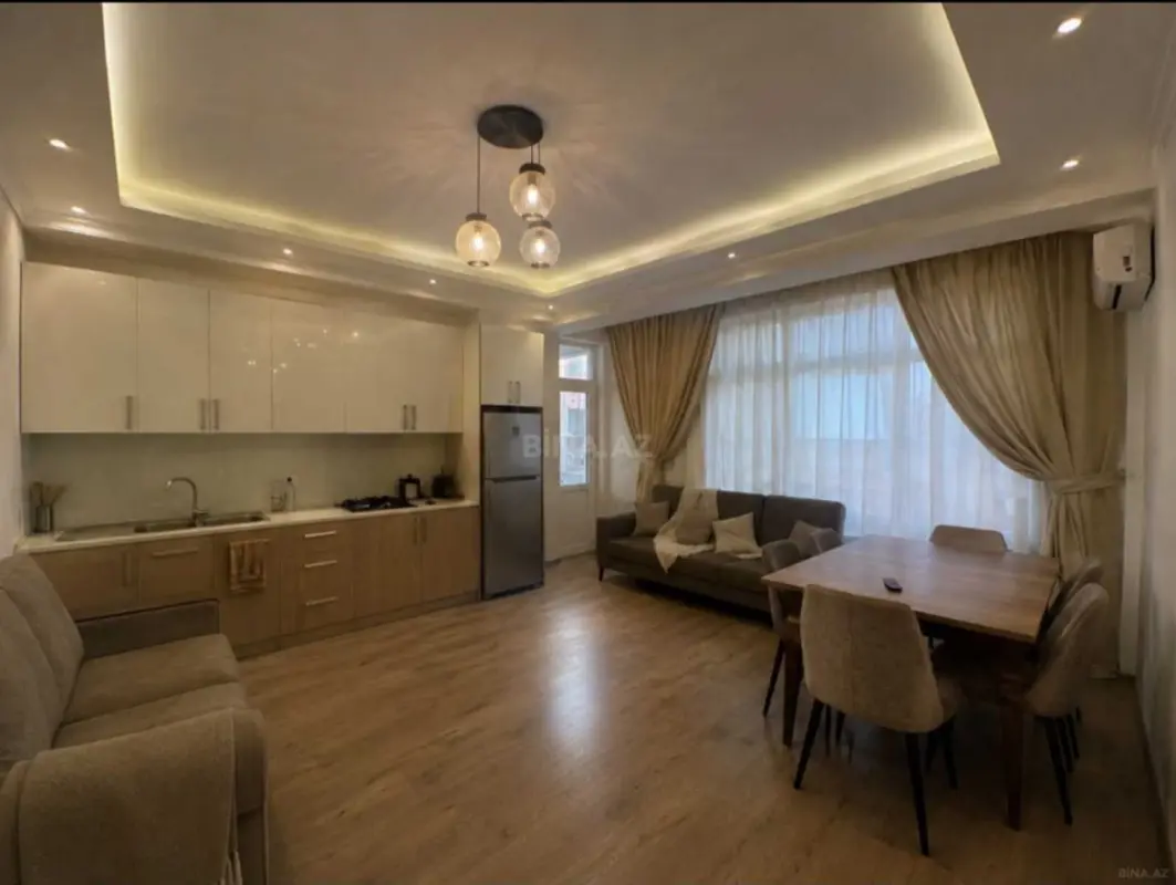 Satılır 2 otaqlı mənzil 77 m²
