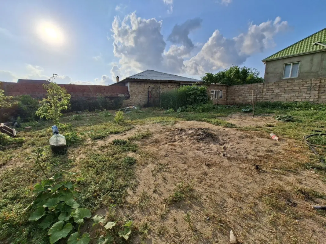 Satılır torpaq sahəsi 12 m²