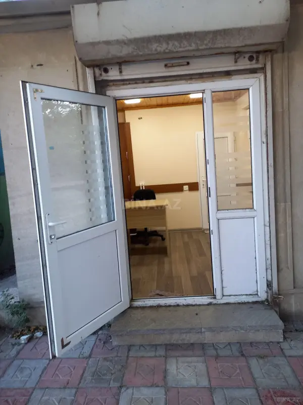 Kirayə verilir 1 otaqlı ofis 12 m²