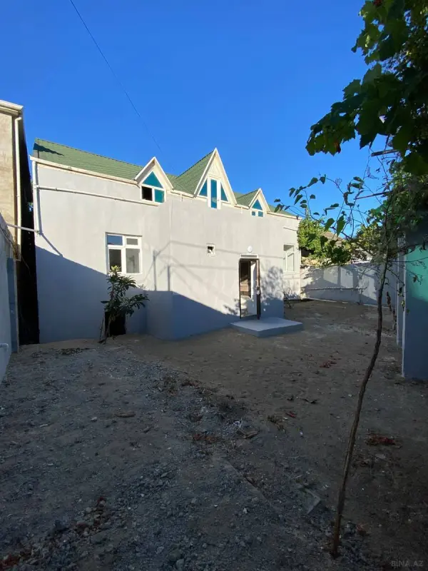 Satılır 4 otaqlı həyət evi 130 m²