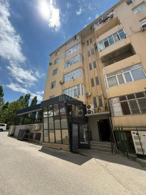 Satılır 3 otaqlı mənzil 120 m²