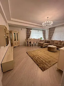 Kirayə verilir 3 otaqlı mənzil 135 m² — Bakı 3 otaq 135.00 m²