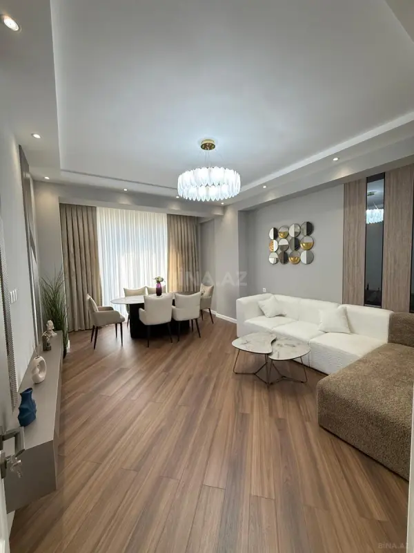 Satılır 3 otaqlı mənzil 113 m²