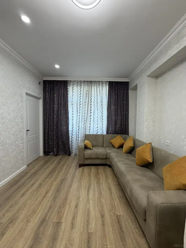 Satılır 3 otaqlı mənzil 54 m²