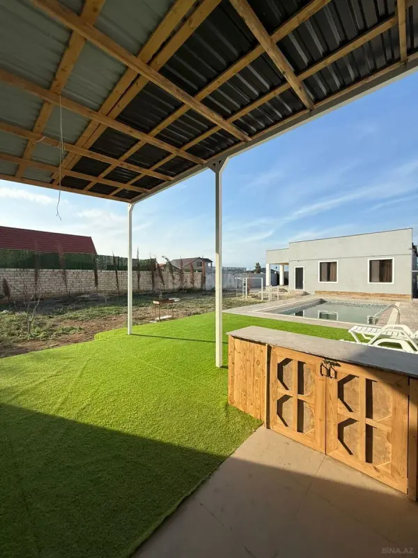 Satılır 4 otaqlı həyət evi 150 m²