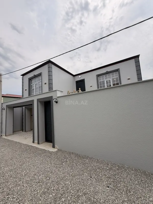 Satılır 4 otaqlı həyət evi 105 m²