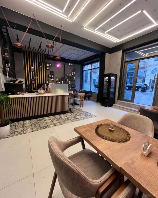 Kirayə verilir obyekt 250 m²