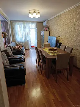 Satılır 3 otaqlı mənzil 100 m² — Bakı, İnşaatçılar 3 otaq 100.00 m²