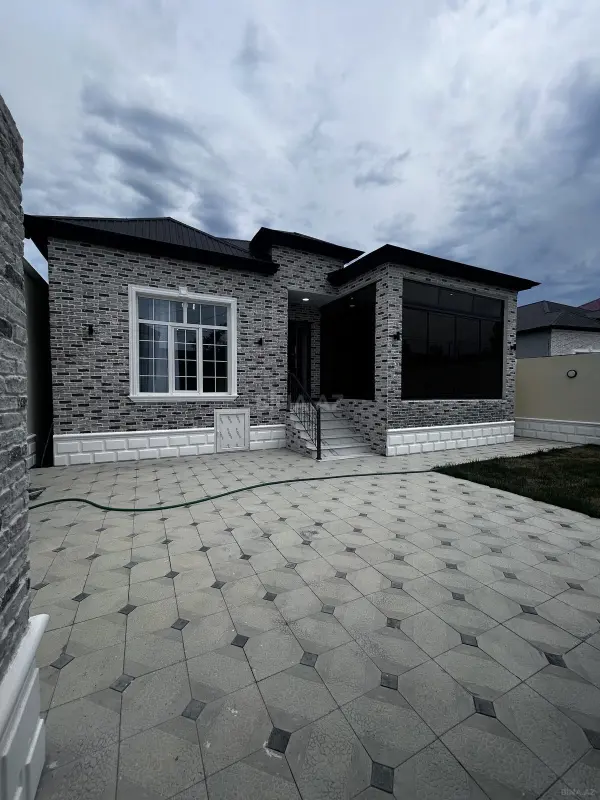Satılır 4 otaqlı həyət evi 150 m²
