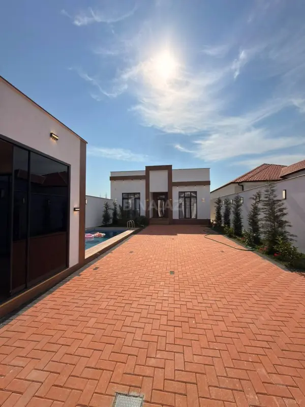 Satılır 4 otaqlı həyət evi 160 m²