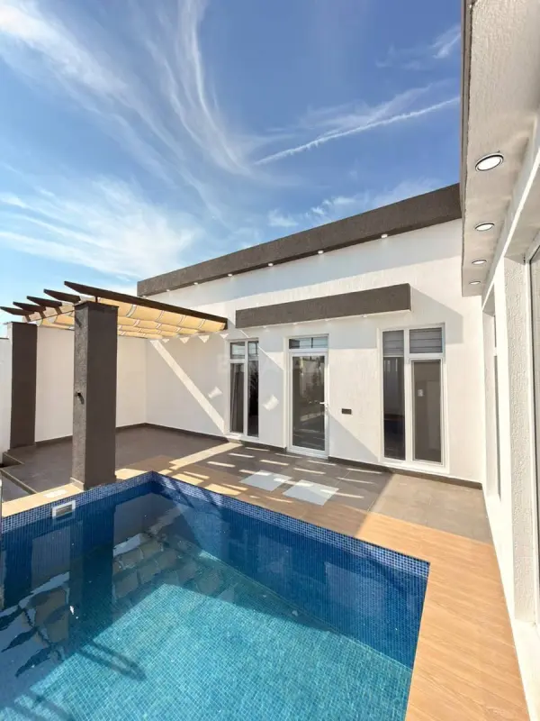 Satılır 4 otaqlı həyət evi 150 m²