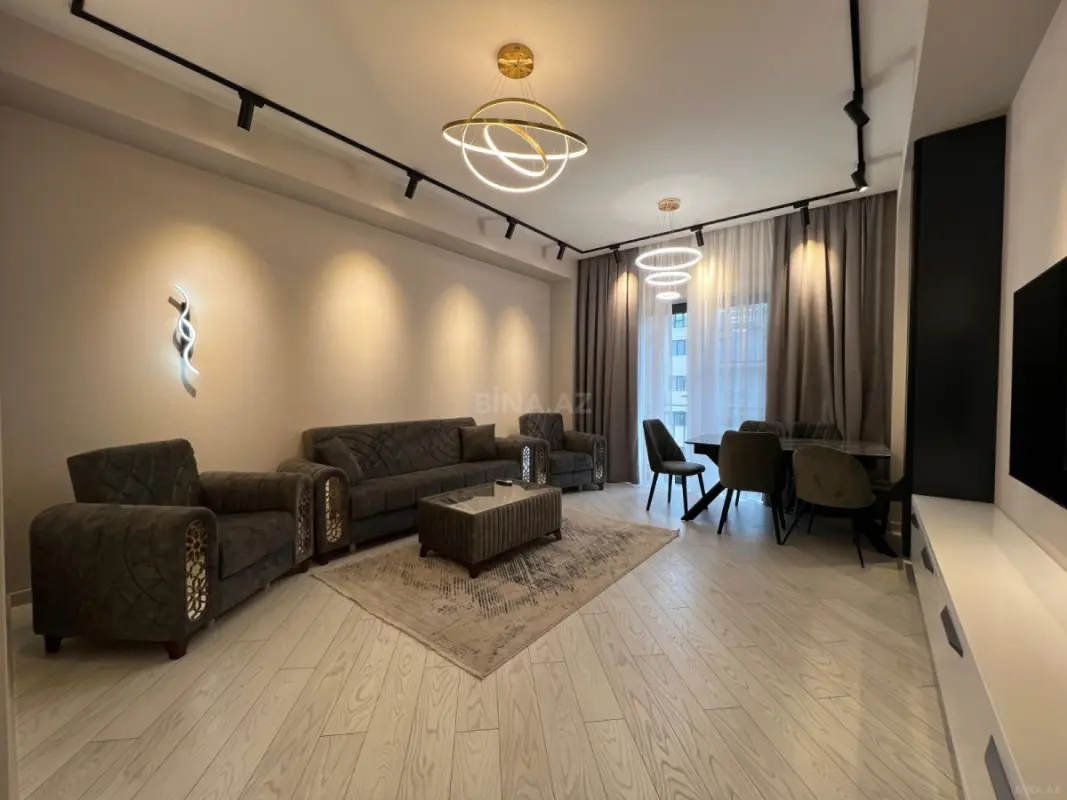 Kirayə verilir 2 otaqlı mənzil 90 m²