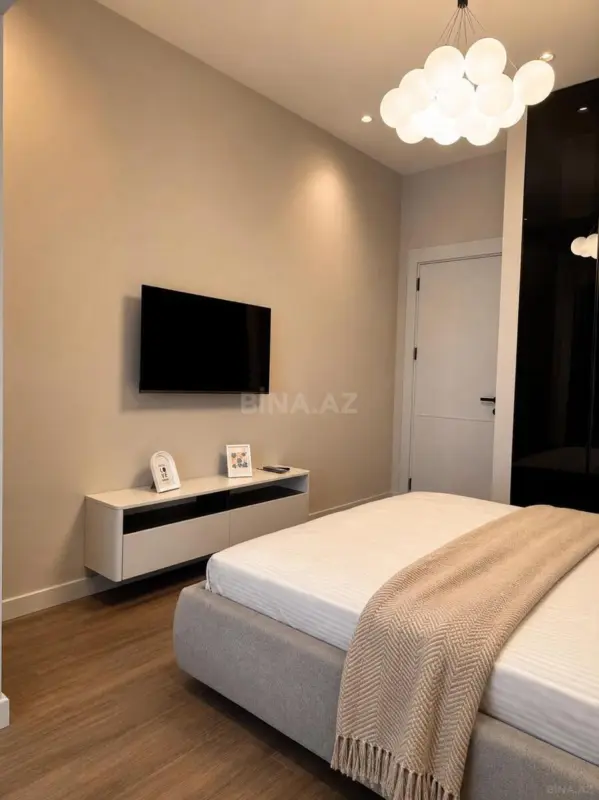 Satılır 2 otaqlı mənzil 68 m²