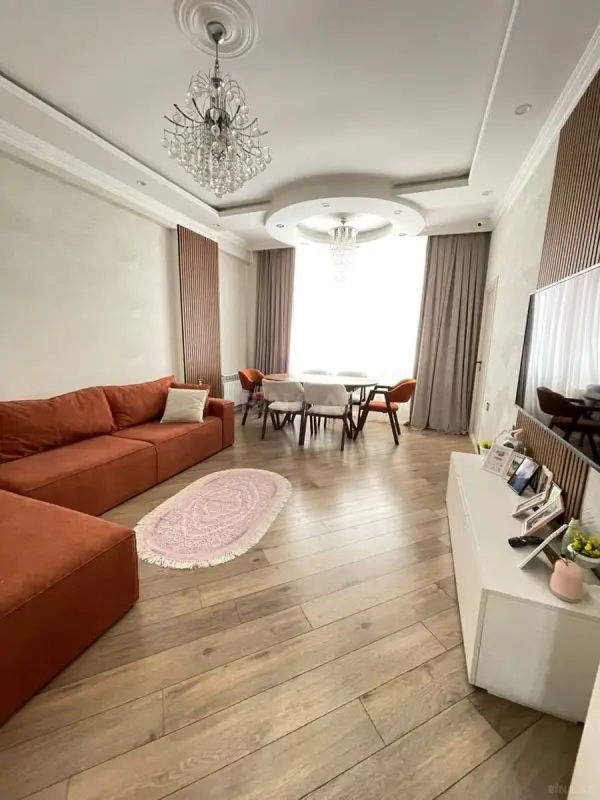 Satılır 3 otaqlı mənzil 88 m²