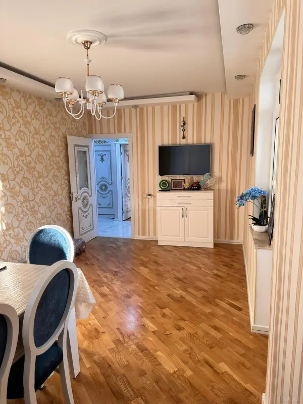 Satılır 3 otaqlı mənzil 55 m²