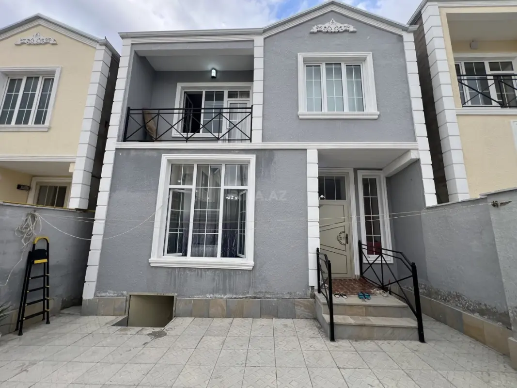 Satılır 4 otaqlı həyət evi 160 m²