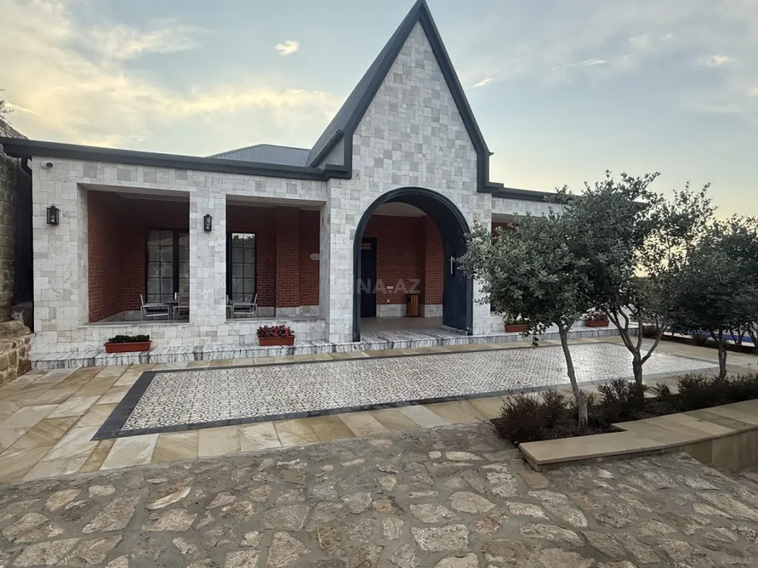 Kirayə verilir 4 otaqlı həyət evi 350 m²