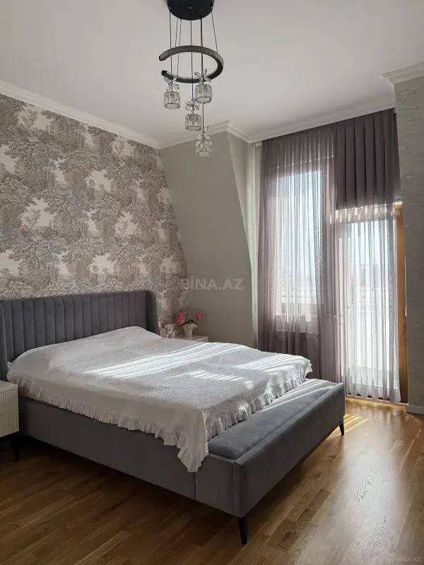 Satılır 2 otaqlı mənzil 80 m²