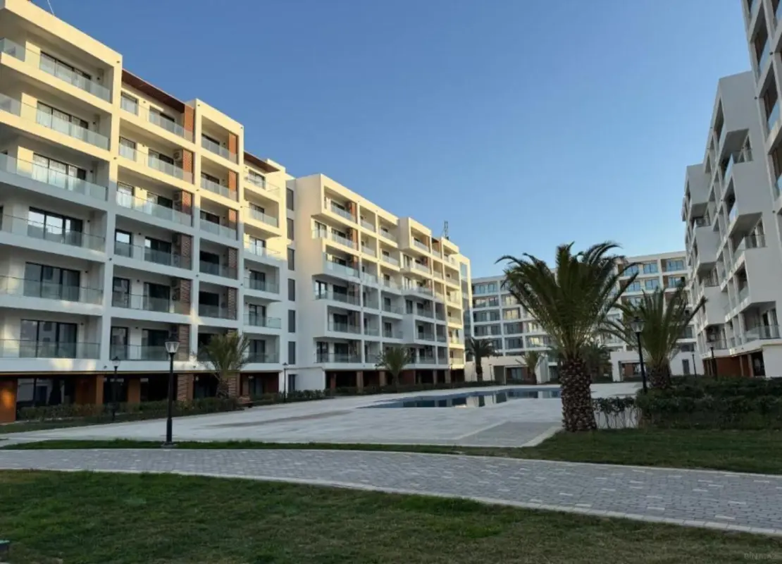 Satılır 2 otaqlı mənzil 57 m²