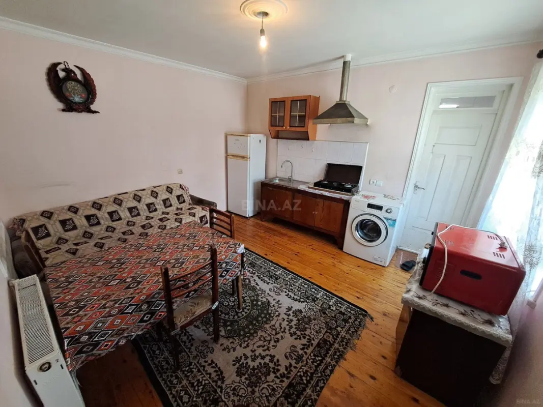 Kirayə verilir 2 otaqlı həyət evi 55 m²