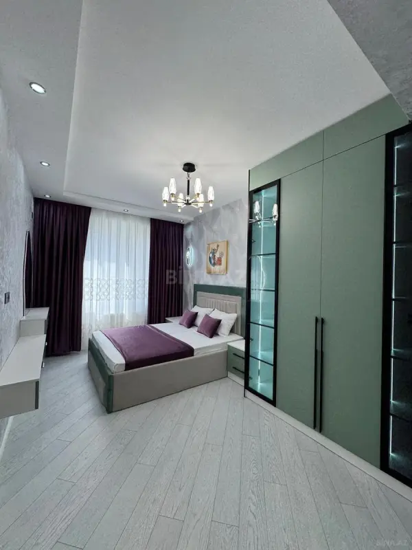 Satılır 2 otaqlı mənzil 72 m²