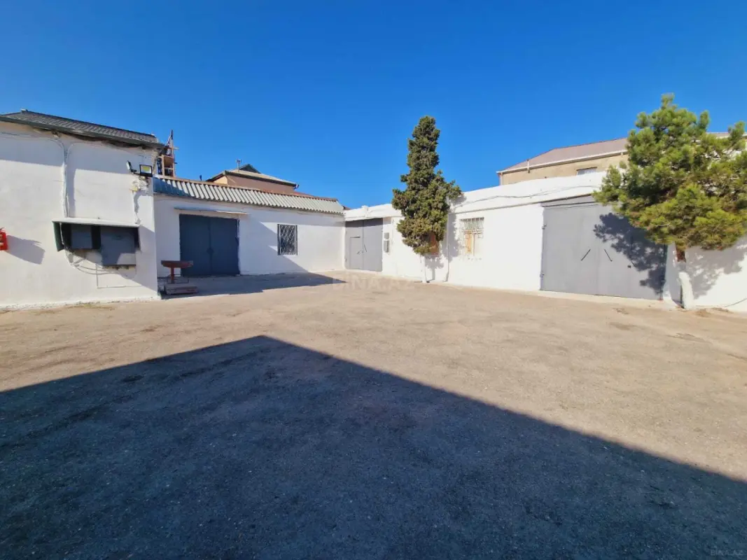 Kirayə verilir obyekt 130 m²