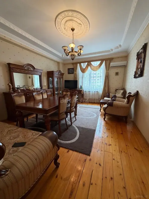 Satılır 3 otaqlı mənzil 96 m²