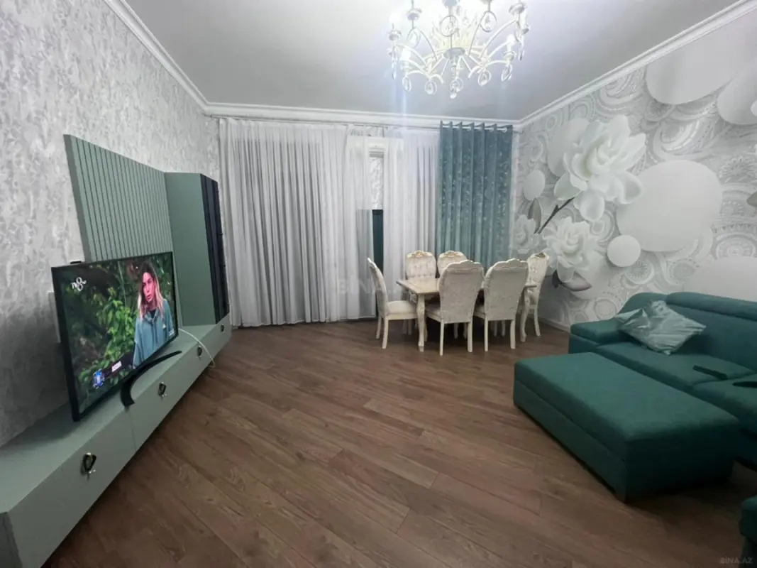 Satılır 3 otaqlı mənzil 102 m²