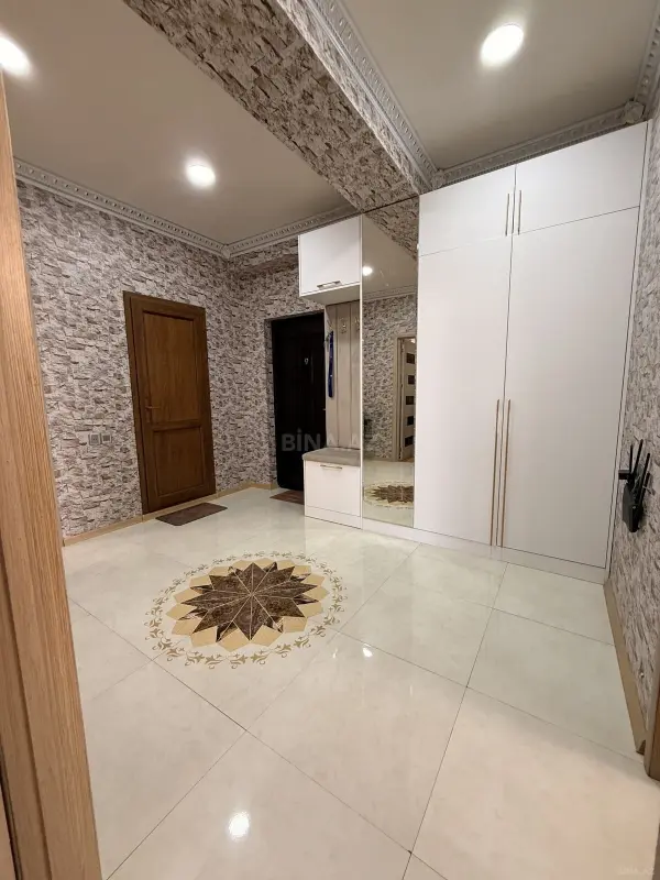 Satılır 3 otaqlı mənzil 90 m²