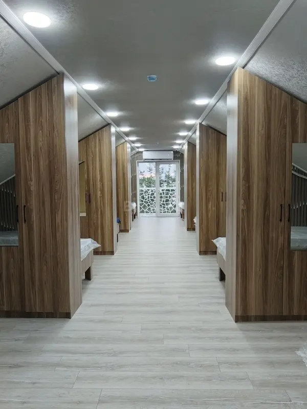 Kirayə verilir 8 otaqlı mənzil 120 m²