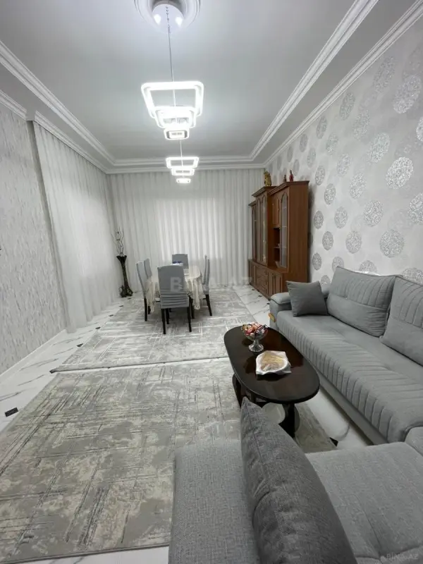 Satılır 4 otaqlı həyət evi 130 m²