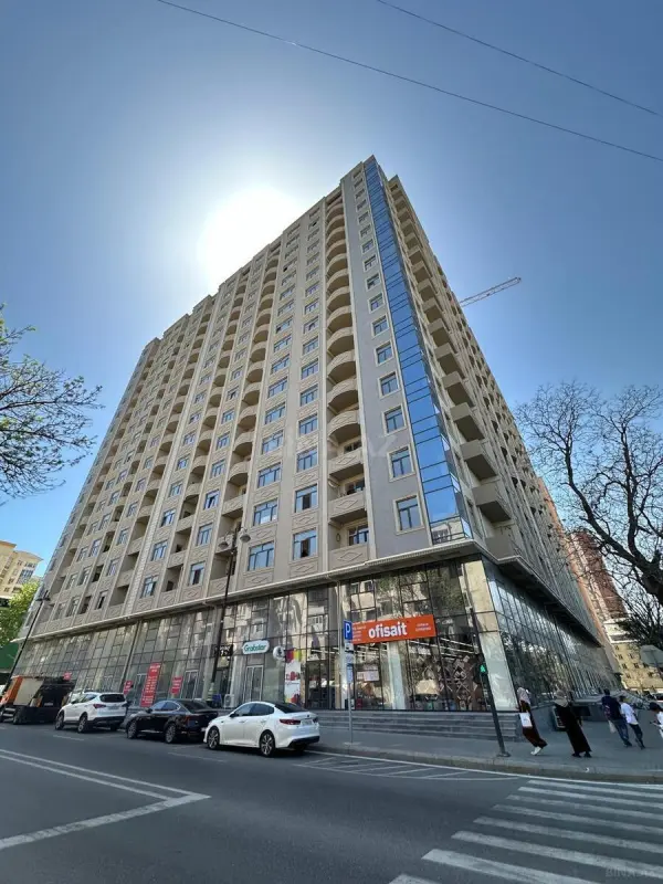 Satılır 2 otaqlı mənzil 91 m²